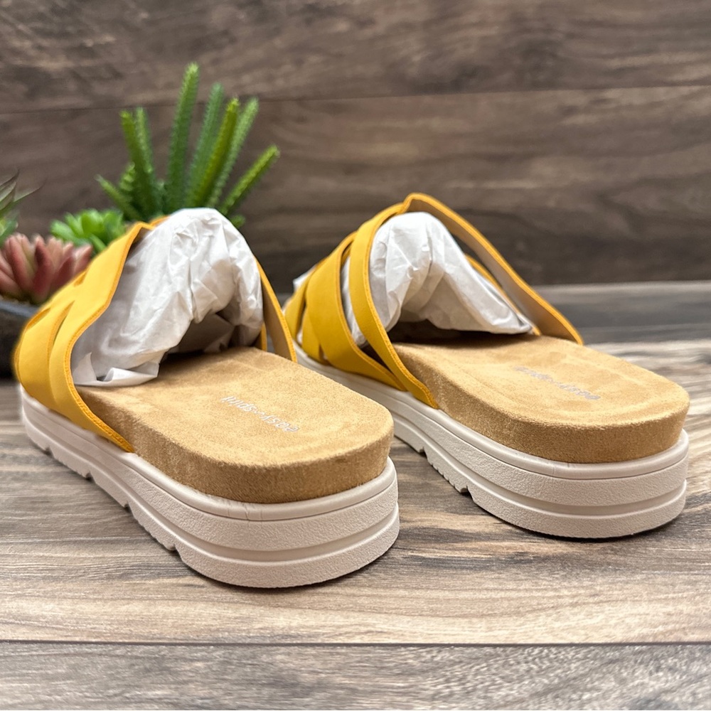 NIB Easy Spirit WIDE Star 3 Woven Strappy Comfort Slide Footbed Sandal Yellow - Picture 8 of 14